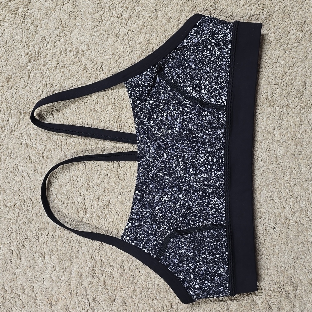 Lululemon Rise and Run BraMini Splatter‎ White Black / Black SIZE 8